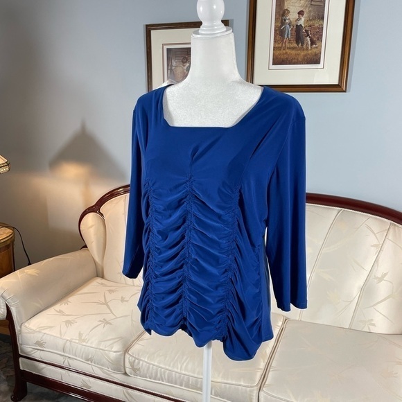 Escalade Blue Ruched Top - Picture 6 of 14